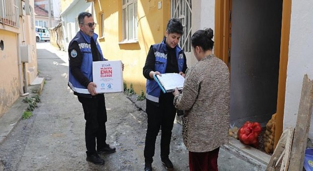 Mudanya Belediyesi’nden 1400 Aileye Ramazan Paketi