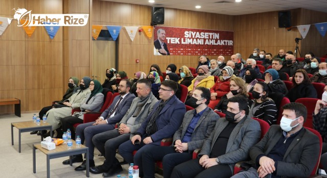 Rize'nin İlçelerinde AK Parti Danışma Toplantısı Yapıldı