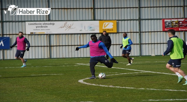 Rizespor Trabzonspor Derbi Hazirliklarına Başladı