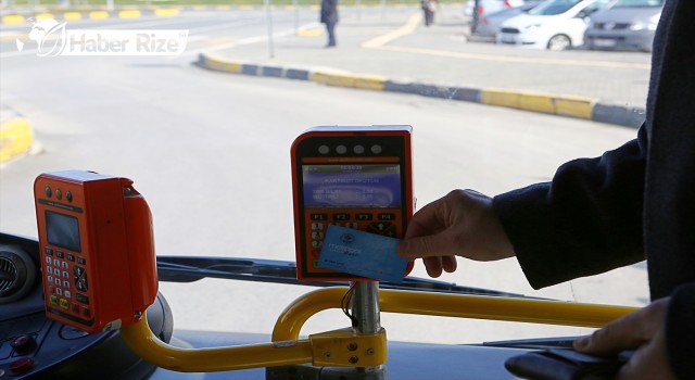 Toplu taşıma araçlarına binenler, "o sene, bu sene" sözleriyle karşılanıyor