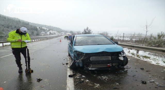 Zincirleme trafik kazası ölü ve yaralılar var