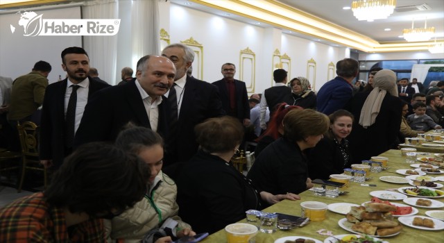 İYİ Parti Grup Başkanvekili Usta, Samsun'da iftar programına katıldı