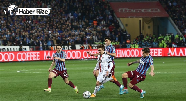 Trabzonspor evinde Beşiktaş ile 1-1 berabere kaldı