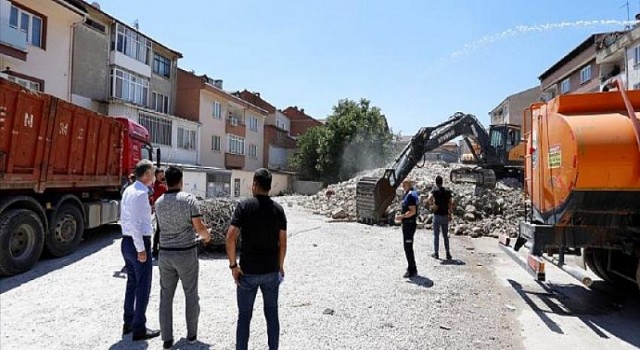 Çarşı Bölgesine 150 Araçlık Otopark Kazandırılıyor