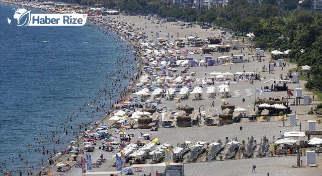 Sahillerde Bayram Tatili Yoğunluğu Sürdü