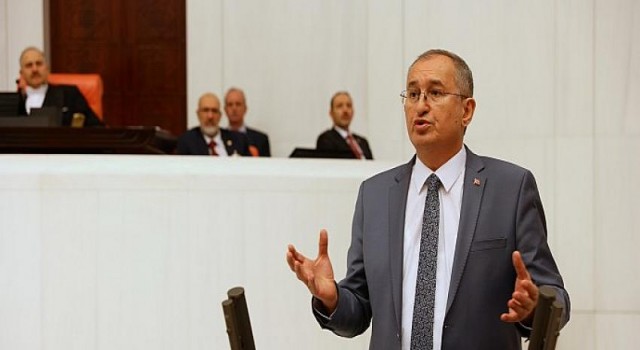 Zafer Havalimanı işleticisi bir koydu, dört alacak!