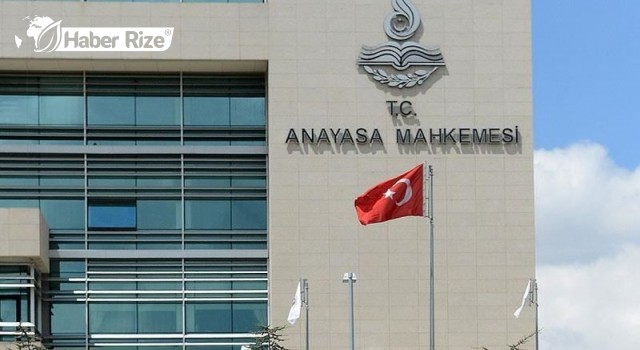 Anayasa Mahkemesi'nden öğrenim kredisi borcu kararı