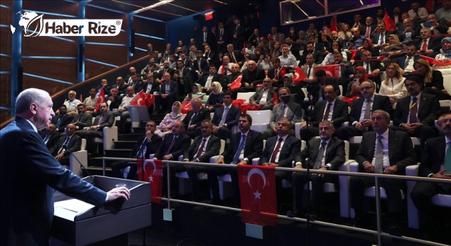 Cumhurbaşkanı Erdoğan Türk vatandaşlarıyla bir araya geldi