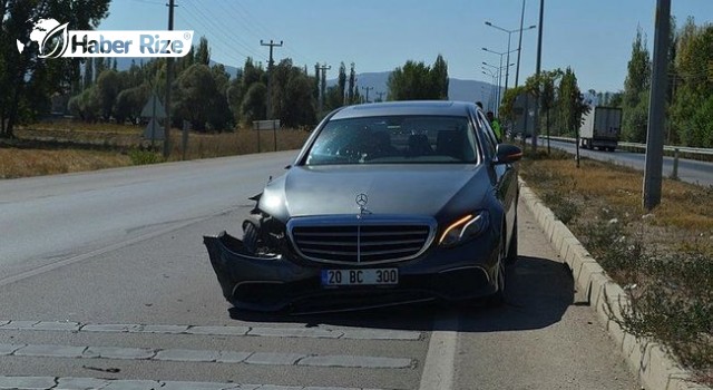 AK Parti Denizli Milletvekili Nilgün Ök, trafik kazasında yaralandı