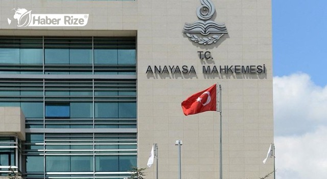 Anayasa Mahkemesi'nden 'sansür yasası' kararı