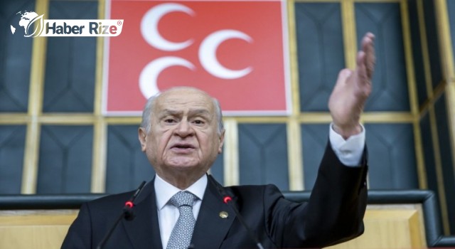 Bahçeli'den CHP'ye başörtüsü çağrısı