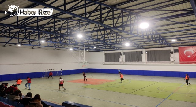 Cide'de Futsal Turnuvası başladı