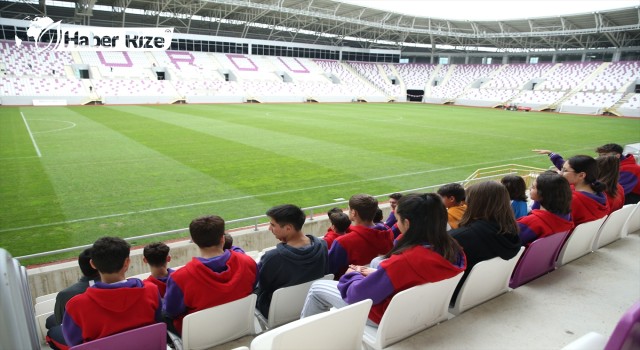 Ordu’da 20 bin seyirci kapasiteli stat, spor lisesi öğrencilerine okul oldu