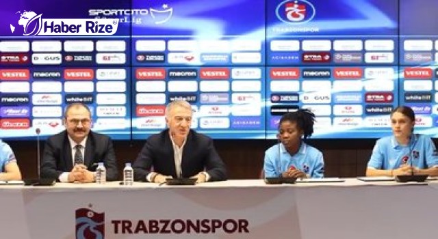 Trabzonspor Kadın Futbol Takımı'nda 13 yeni oyuncu için imza töreni düzenlendi