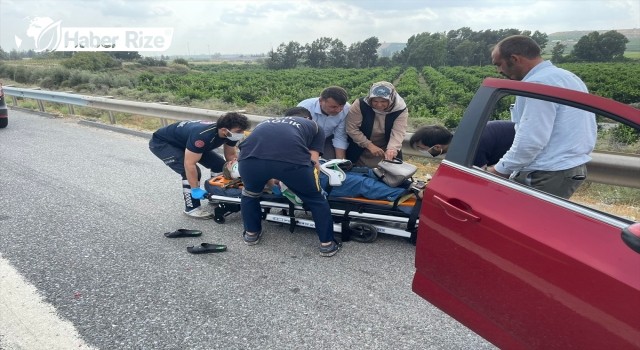 Trafik kazasında otomobilde sıkışan sürücü yaralandı