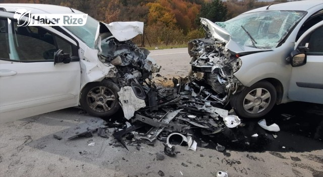 Samsun’da iki hafif ticari aracın çarpışması sonucu 1 kişi öldü