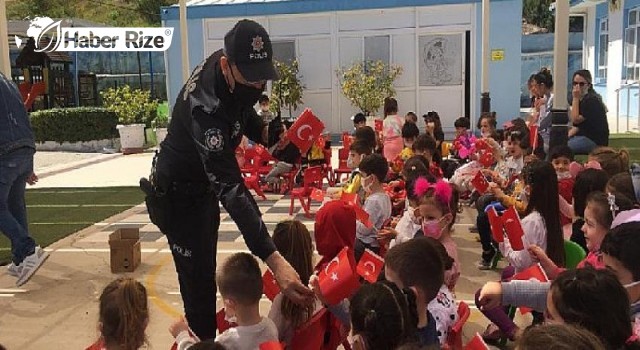 Polis Haftası Kapsamında Etkinlikler Gerçekleştiriyor