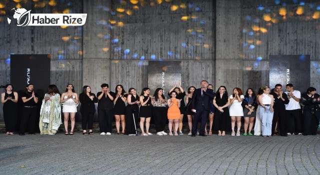 Üniversitesi öğrencilerinin tasarımları podyumda görücüye çıktı