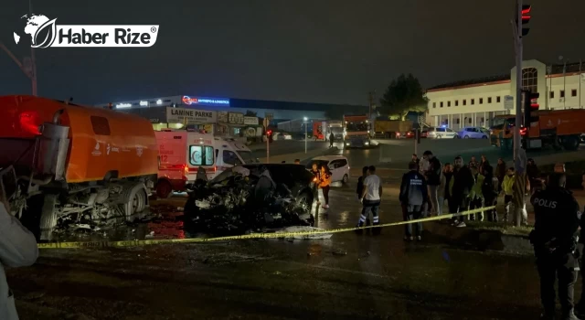 Esenyurt'ta trafik kazasında 2 kişi öldü, 2 kişi yaralandı