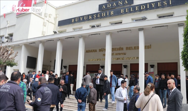 Adana Büyükşehir Belediyesi Özel Kalem Müdürlüğü personeli silahlı saldırıda yaralandı