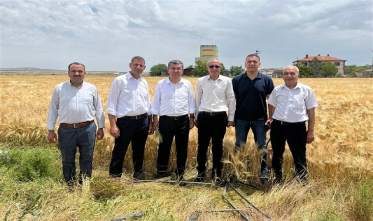 Gelecek Partili Ekici, Konya’nın Altınekin ilçesinde çiftçileri ziyaret etti