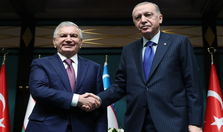 Özbekistan Cumhurbaşkanı Mirziyoyev’e devlet nişanı tevcih edildi