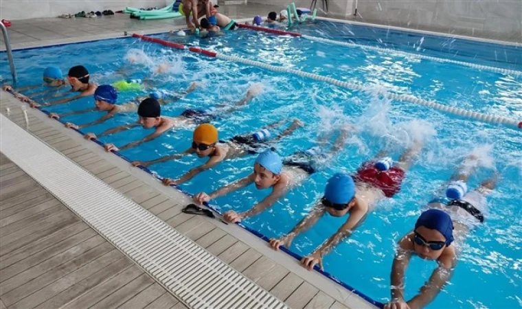 Kayseri’de çocuklar yaz tatilini dolu dolu geçiriyor