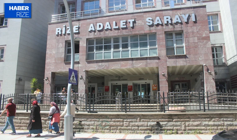 Rize'de 2 kişiyi bıçaklayarak öldüren sanığa müebbet ve 34 yıl 6 ay hapis cezası verildi