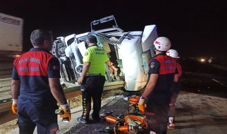 Şanlıurfa’da akaryakıt tankeri devrildi: 1 ölü