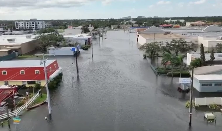 Milton kasırgası, Florida’yı sel ve hasarla baş başa bıraktı