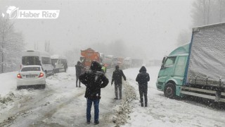 Kar Yağışı Hayatı Olumsuz Etkiledi