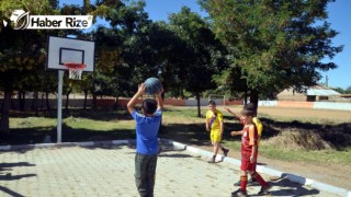 Köy okullarının basketbol potaları meslek lisesinde üretiliyor