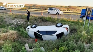 Şarampole devrilen otomobildeki 6 kişi yaralandı