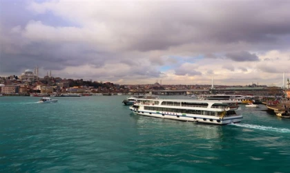 İstanbul’da olumsuz hava koşulları sebebiyle bazı vapur seferleri iptal edildi