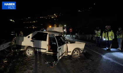 Zincirleme trafik kazasında 2 kişi öldü, 8 kişi yaralandı